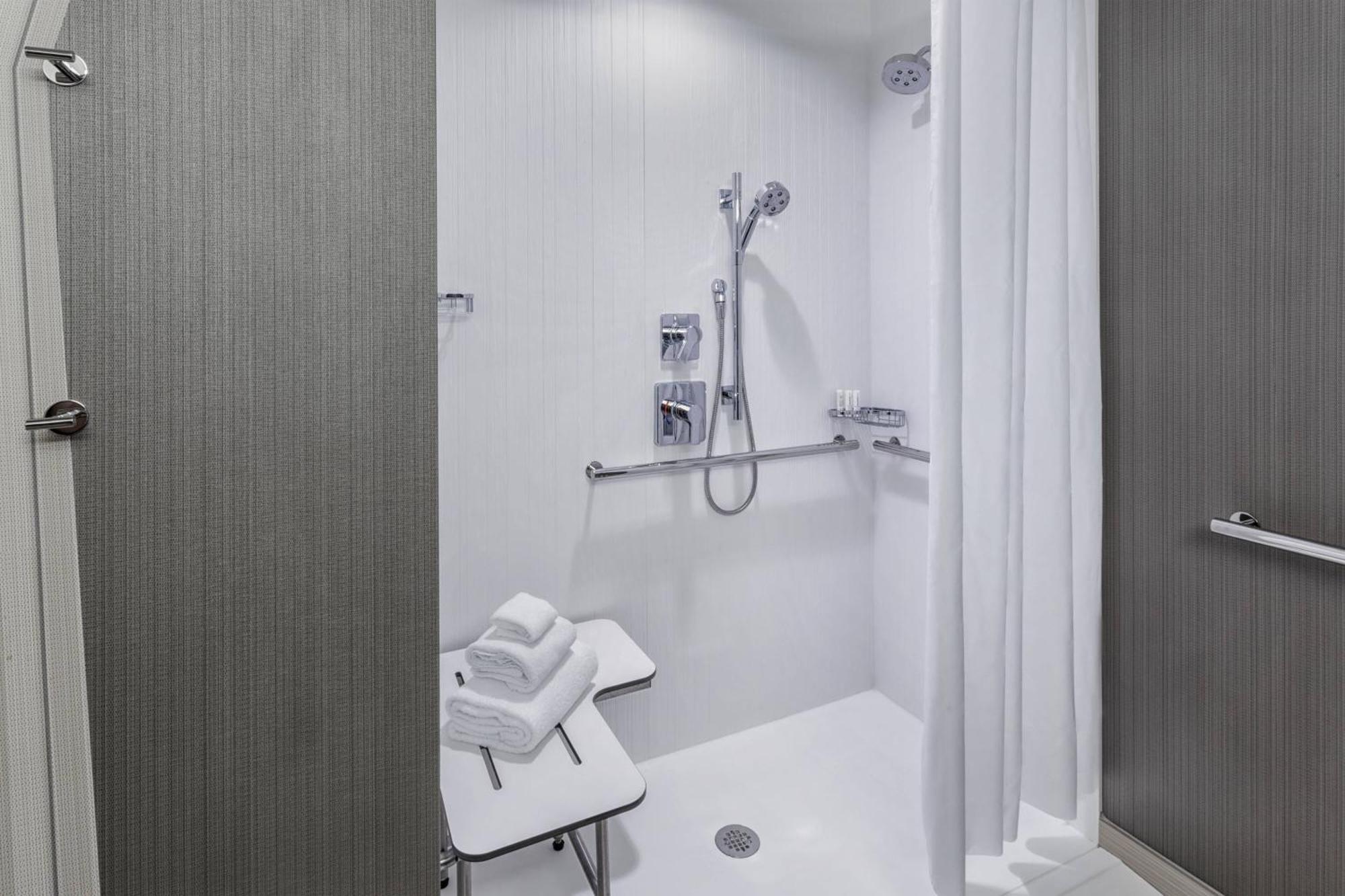 Courtyard By Marriott Wayne Fairfield Hotel Luaran gambar